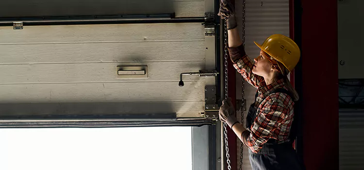 Addressing Common Garage Door Stoppage Issues in Pomona, CA